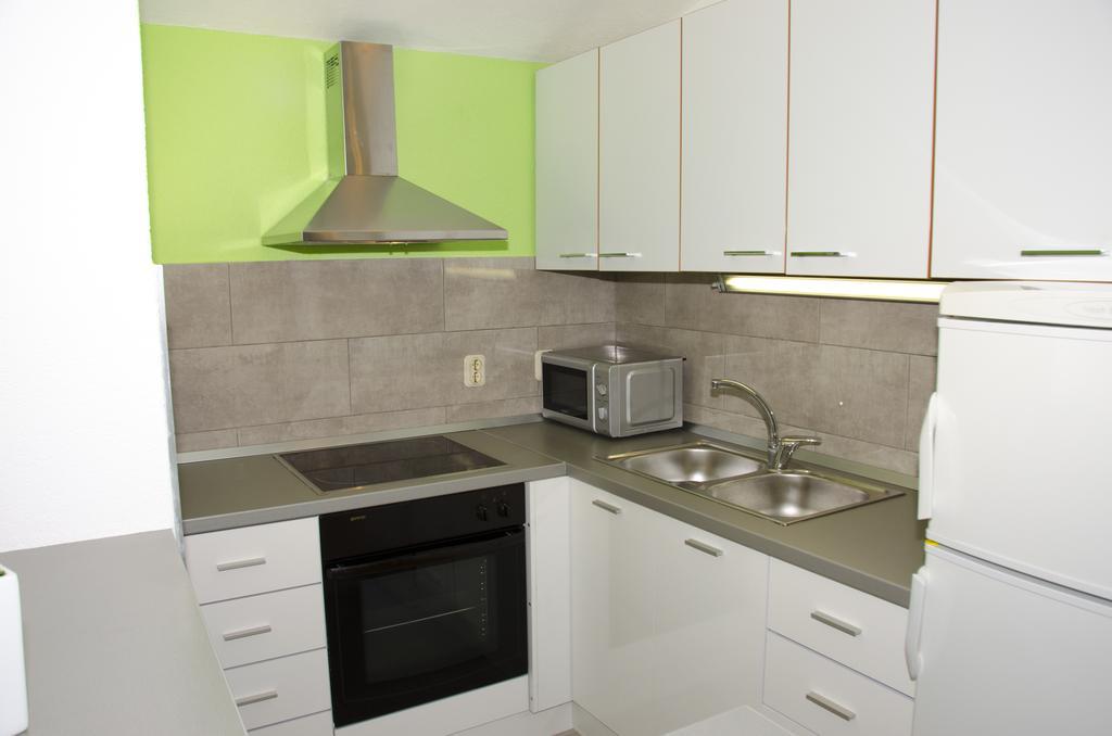 Apartments Vodanovic Podgora Exterior foto