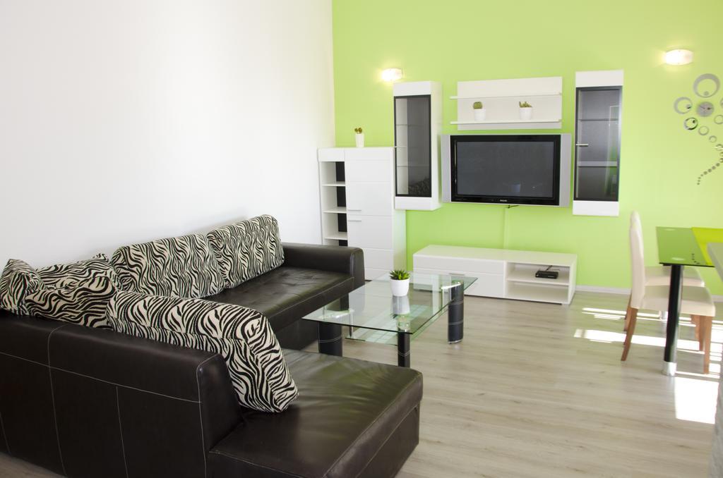 Apartments Vodanovic Podgora Exterior foto