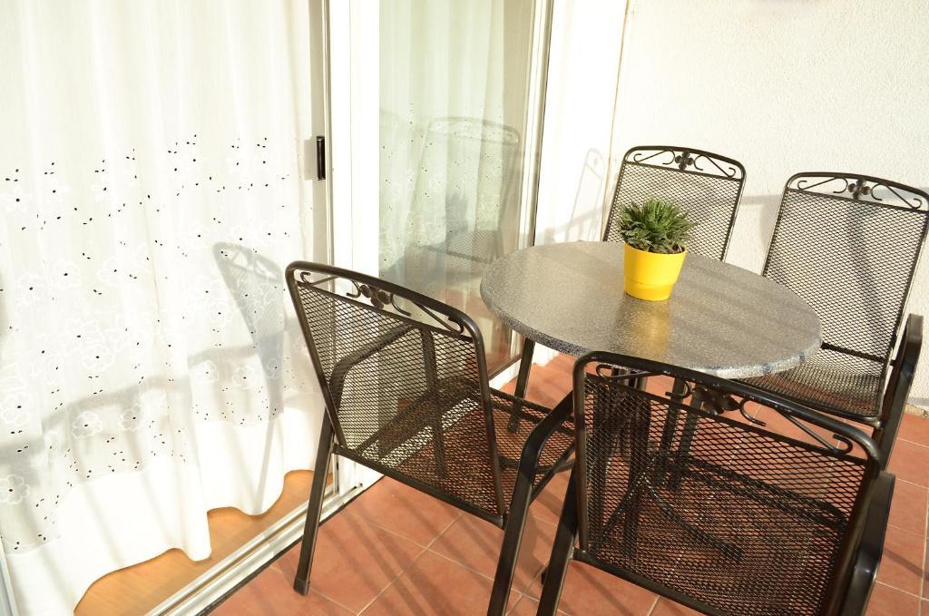 Apartments Vodanovic Podgora Zimmer foto